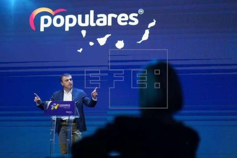 Imagen de archivo del congreso del pasado 23 de enero en el que Manuel Domínguez fue elegido presidente del PP de Canarias, junto a una nueva directiva / EFE Ramón de La Rocha